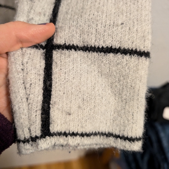 GUC Christian Siriano Marino wool plaid sweater - medium - Picture 6 of 6